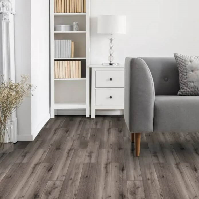 Vinyl vs. Other Flooring Options: Why It’s the Best Choice for Modern Homes