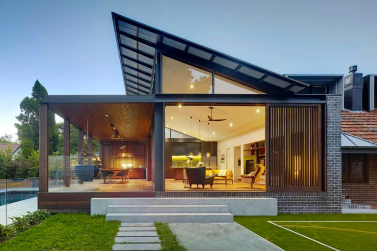 How to Match Roof Designs with Modern Minimalist Homes