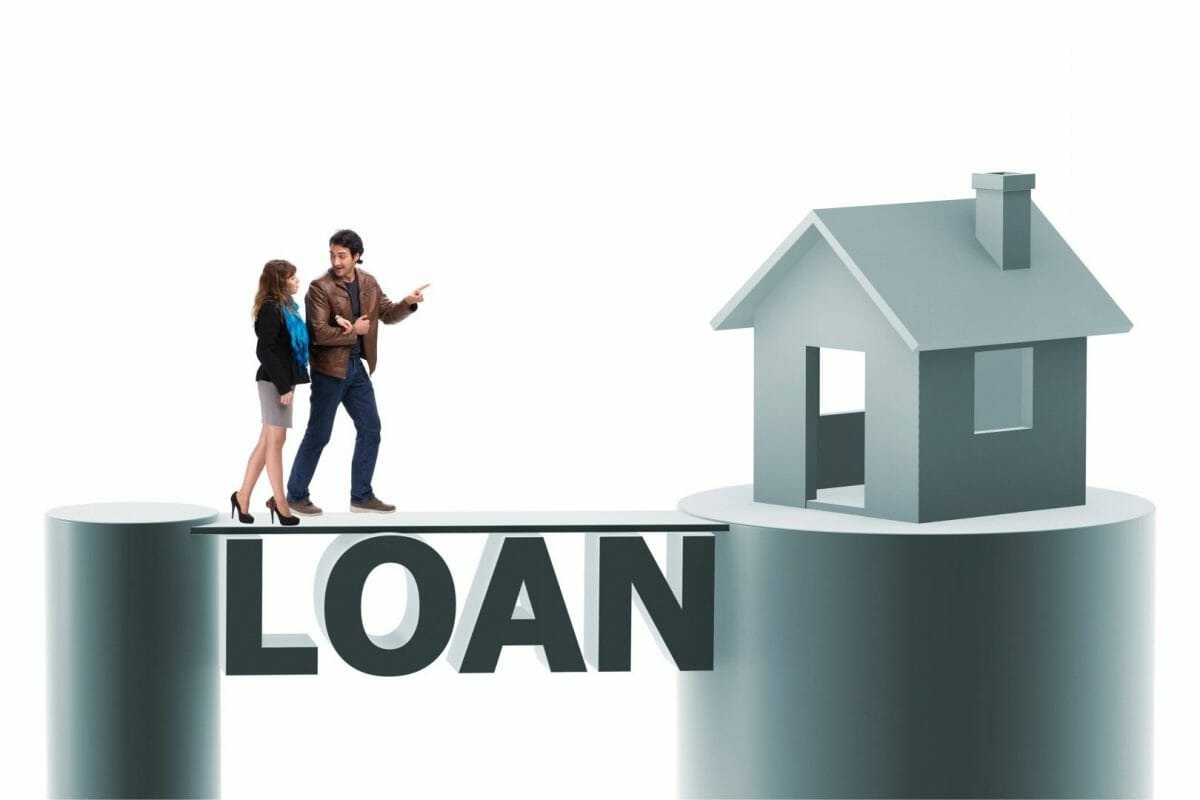 The Role of a Commercial Mortgage Broker in Securing Real Estate Bridge Loan Rates