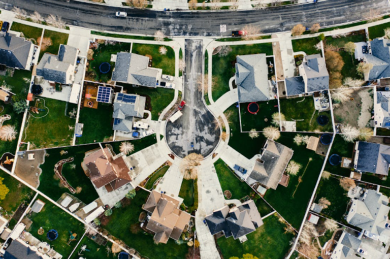 How to Plan a Smooth Transition to a New Neighborhood