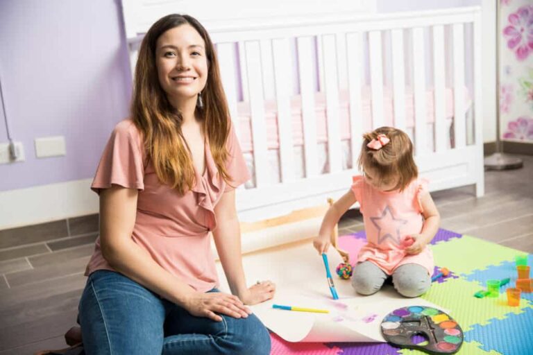 Juggling It All: The Everyday Battles of a Single Mom