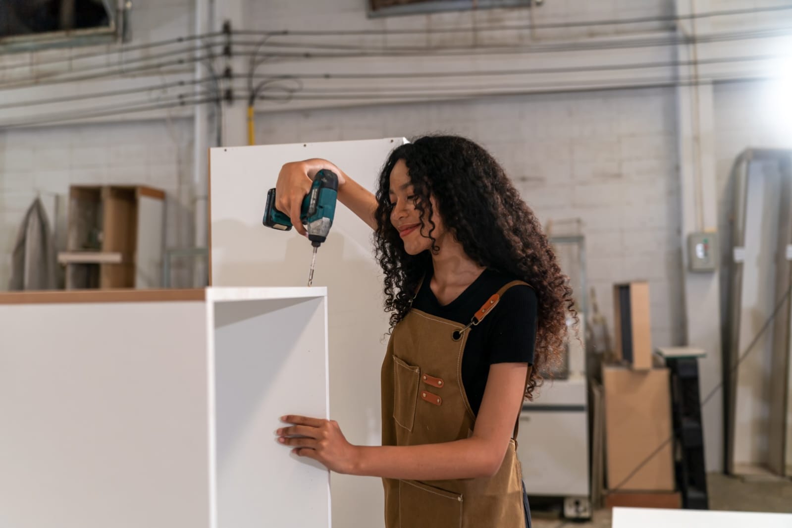 What Can Go Wrong When You DIY Cabinet Refinishing?
