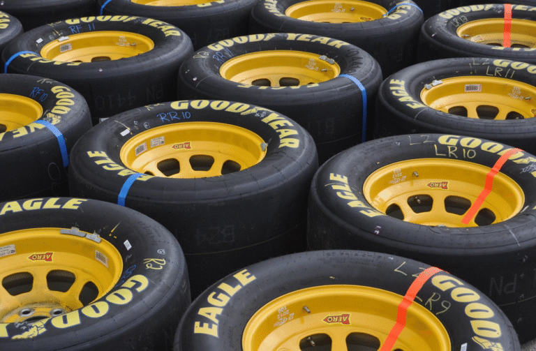 How Smart Drivers Get Tyres Fitted Without Leaving Their Area