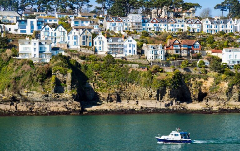 Where to Invest: The Best Places to Live in Cornwall with Growing Property Values 
