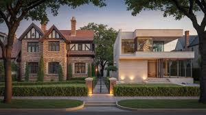 How the Age and Condition of a House Affect Its Sales Price