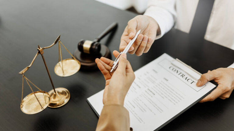 The Role Of Employment Attorneys In Independent Contractor Disputes