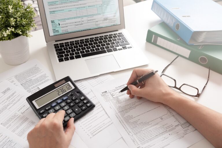 How Certified Public Accountants Provide Industry Specific Expertise